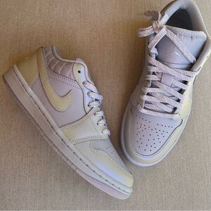 Nike Jordan 1 low SE sneaker shoes NWT